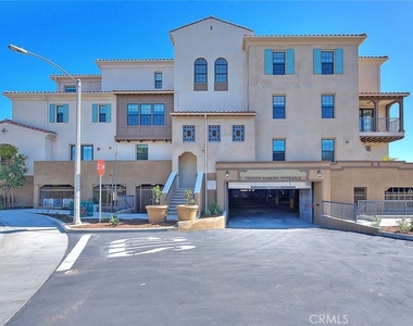 501 W Foothill Boulevard - Photo Thumbnail 21