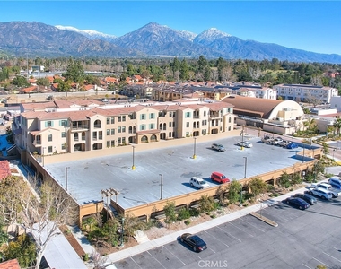 501 W Foothill Boulevard - Photo Thumbnail 13