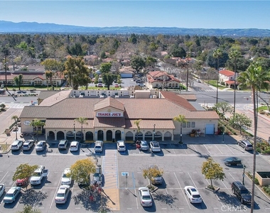 501 W Foothill Boulevard - Photo Thumbnail 18