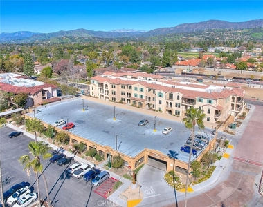 501 W Foothill Boulevard - Photo Thumbnail 31