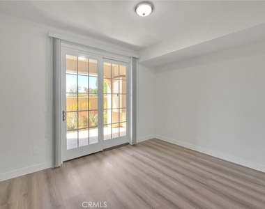 501 W Foothill Boulevard - Photo Thumbnail 19