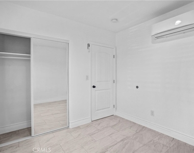 857 S Idyllwild Unit #2 Avenue - Photo Thumbnail 9