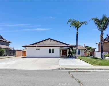 857 S Idyllwild Unit #2 Avenue - Photo Thumbnail 14