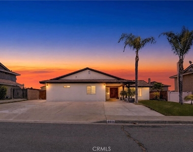 857 S Idyllwild Unit #2 Avenue - Photo Thumbnail 15