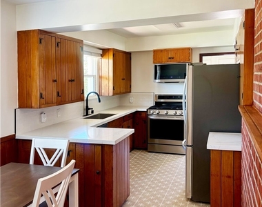 416 Drake Road - Photo Thumbnail 29