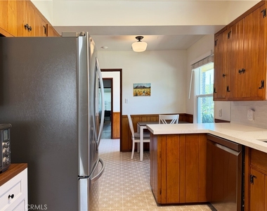 416 Drake Road - Photo Thumbnail 5