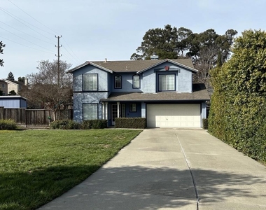 1850 Primrose Ln - Photo Thumbnail 2