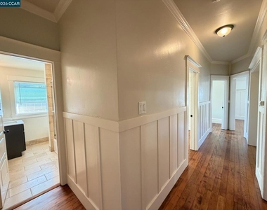 2303 Sonoma Blvd - Photo Thumbnail 4