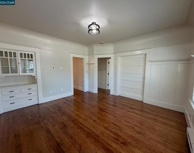 2303 Sonoma Blvd - Photo Thumbnail 10