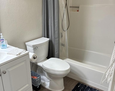 565 Lori Dr - Photo Thumbnail 10