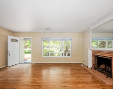 378 Verona Ave - Photo Thumbnail 9