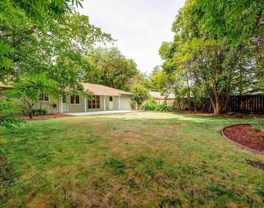 378 Verona Ave - Photo Thumbnail 19