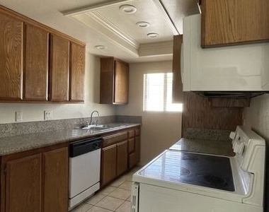 23410 Sunset Crossing Road - Photo Thumbnail 8