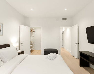 1818 Thayer Avenue - Photo Thumbnail 19