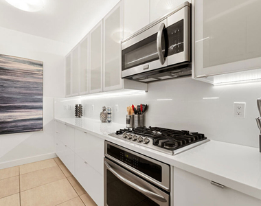 1818 Thayer Avenue - Photo Thumbnail 34