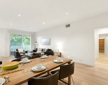 1818 Thayer Avenue - Photo Thumbnail 2