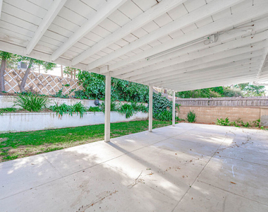 20746 Clarendon Street - Photo Thumbnail 55