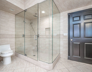 20746 Clarendon Street - Photo Thumbnail 20