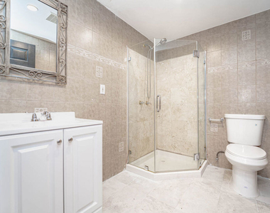 20746 Clarendon Street - Photo Thumbnail 36