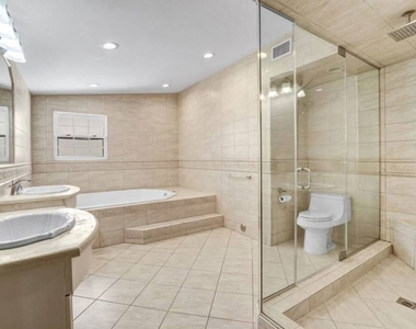 20746 Clarendon Street - Photo Thumbnail 18