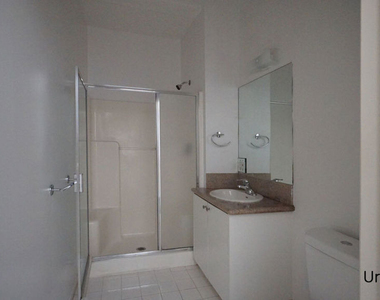 922 W 23rd Street - Photo Thumbnail 9