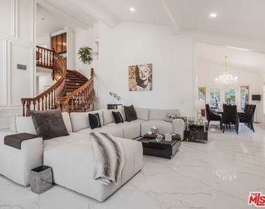 6111 County Oak Road - Photo Thumbnail 2