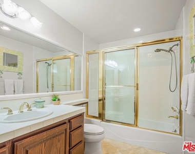 6111 County Oak Road - Photo Thumbnail 24