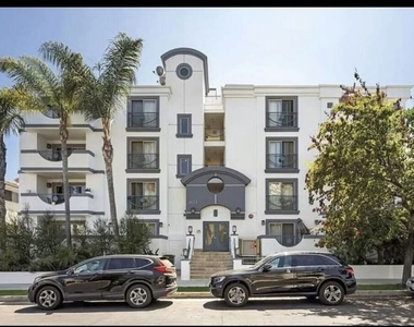 1621 Barry Avenue - Photo Thumbnail 11