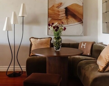 1219 Sunset Plaza Drive - Photo Thumbnail 6