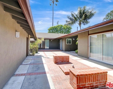 6763 Radlock Avenue - Photo Thumbnail 46
