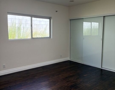 6763 Radlock Avenue - Photo Thumbnail 25