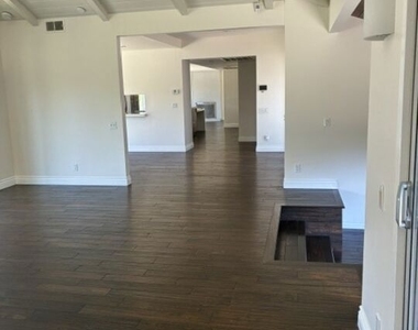 6763 Radlock Avenue - Photo Thumbnail 8