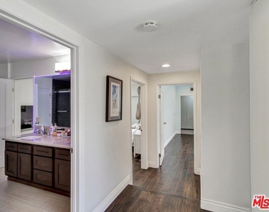 6763 Radlock Avenue - Photo Thumbnail 23