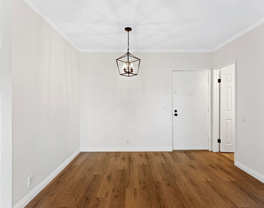 5870 Benner Street - Photo Thumbnail 3