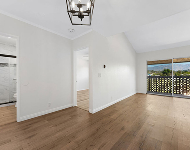 5870 Benner Street - Photo Thumbnail 4