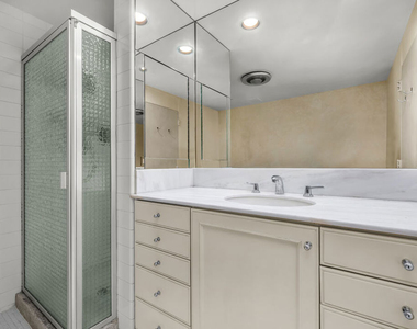 1333 S Beverly Glen Boulevard - Photo Thumbnail 20