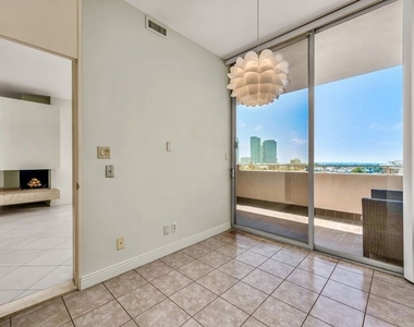 1333 S Beverly Glen Boulevard - Photo Thumbnail 6