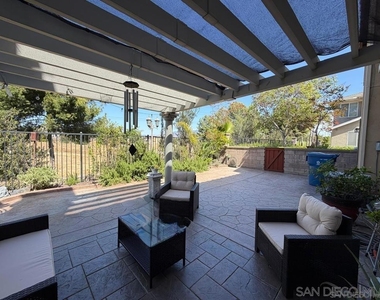 2297 Treetop Lane - Photo Thumbnail 5