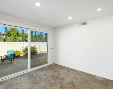 12520 Camberwell Ct - Photo Thumbnail 23