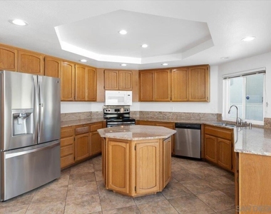 12520 Camberwell Ct - Photo Thumbnail 5