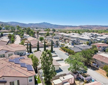 8719 Carribean Way - Photo Thumbnail 43