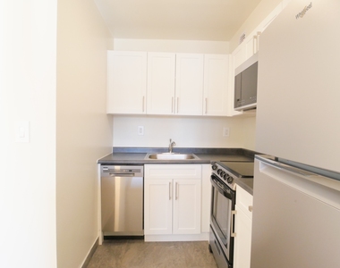 245 East 84th Street - Photo Thumbnail 12