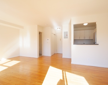 245 East 84th Street - Photo Thumbnail 5