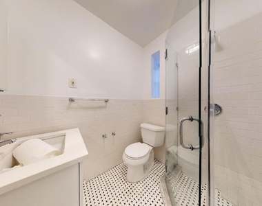 53 West 72nd Street  - Photo Thumbnail 4
