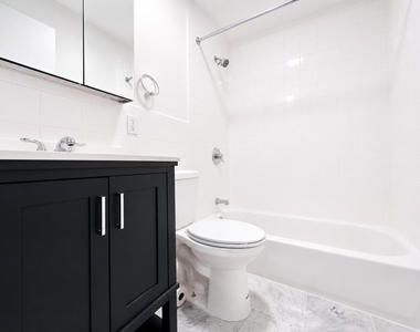 29 West 12th Street - Photo Thumbnail 9
