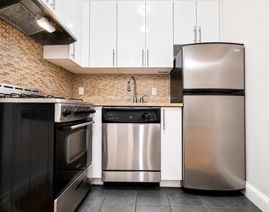 29 West 12th Street - Photo Thumbnail 8