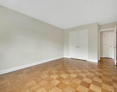 505 White Plains Road - Photo Thumbnail 15