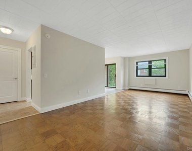 505 White Plains Road - Photo Thumbnail 1