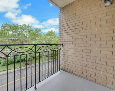 505 White Plains Road - Photo Thumbnail 19