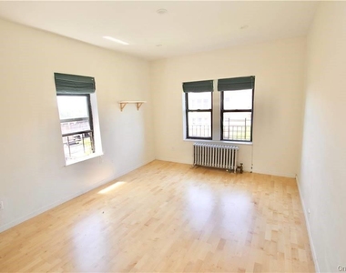 43-33 48 Street - Photo Thumbnail 7